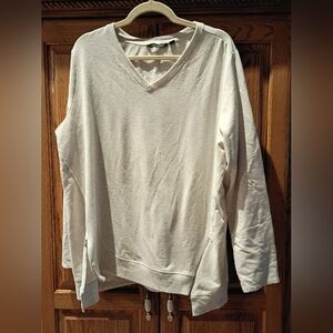 H by Halston Cream Long Sleeve V-Neck Top W/Side Hem Zippers